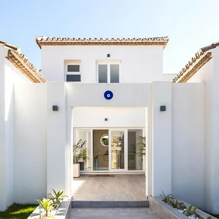 Villa Brand New. Modern. Charming 3 Bdrms Bonita. Sea Views