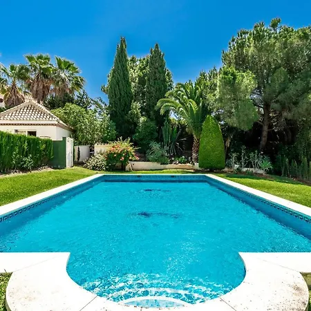 Brand New. Modern. Charming 3 Bdrms Bonita. Sea Views *